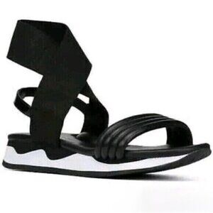 Donald J. Pliner Shaye Strappy Sandals Size 6.5
